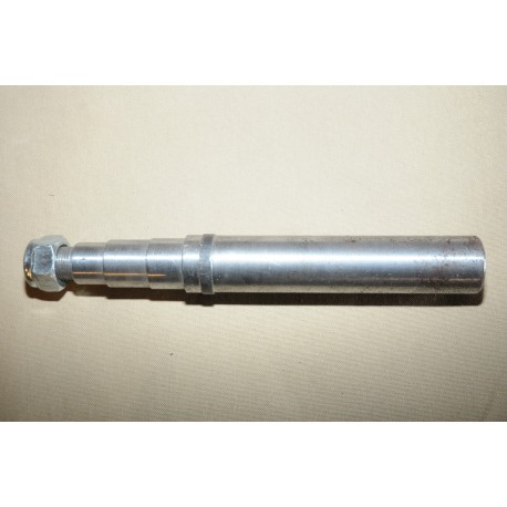 Fusée de roue pour essieur