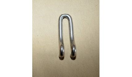 Crochet pour attelle à crémaillère