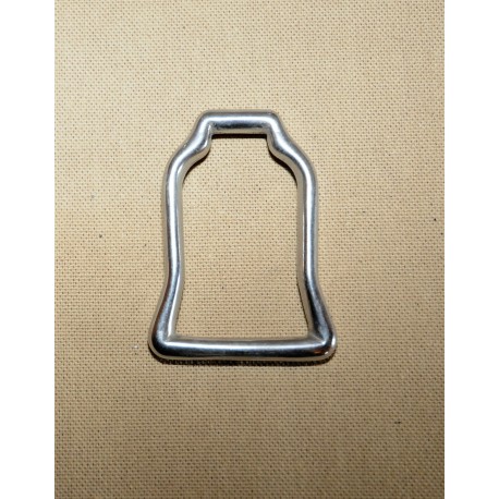 Carré de crémaillère pour attelle à boule